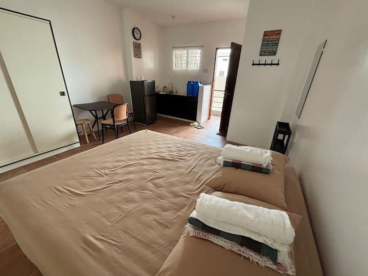 Studio Unit 2 In The City Center. - Masbate City