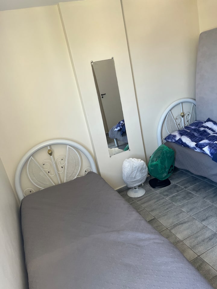 საძინებელი 1