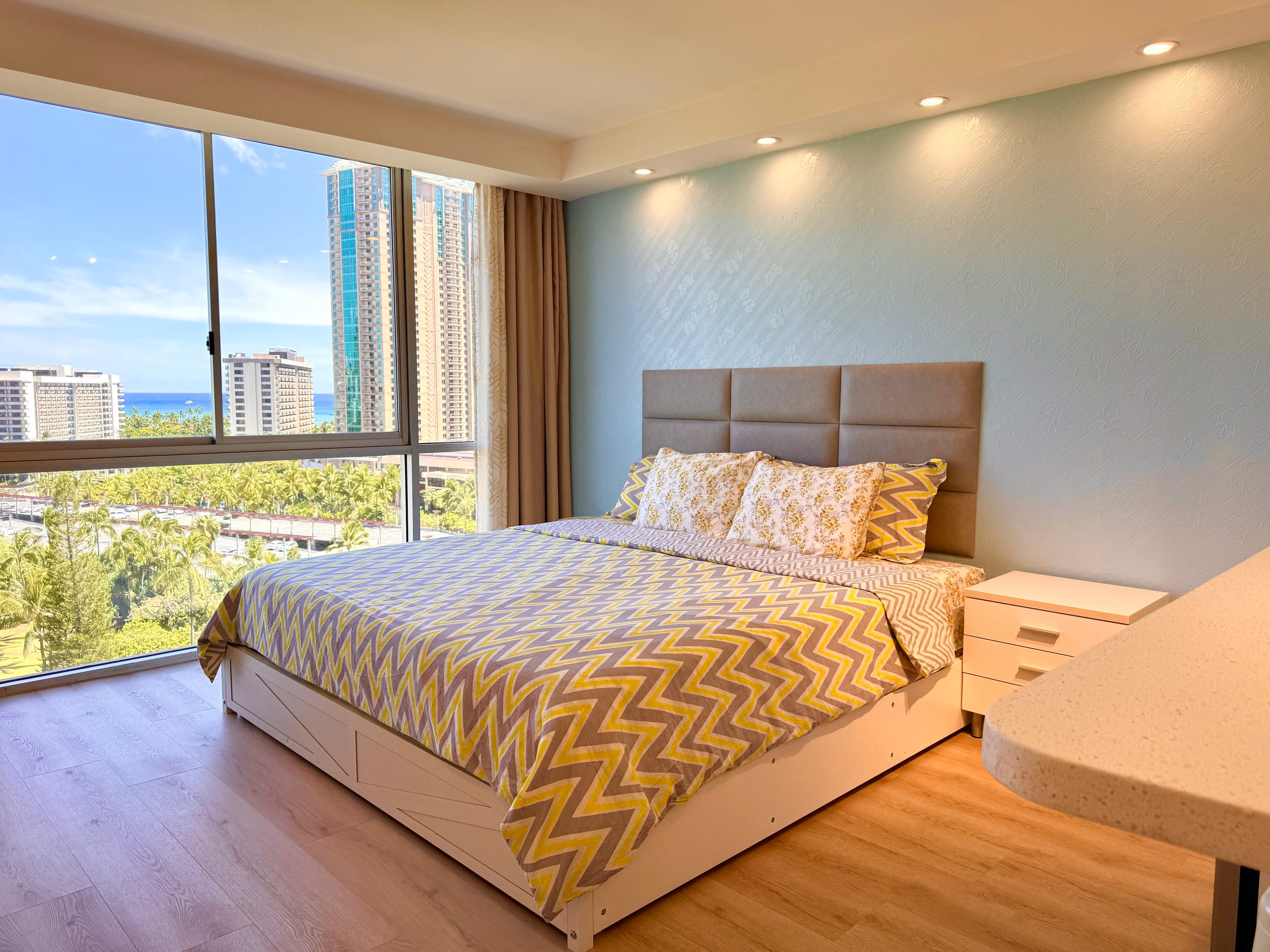 12*Waikiki Cozy Ocean View Condo Parking Available - Image 35
