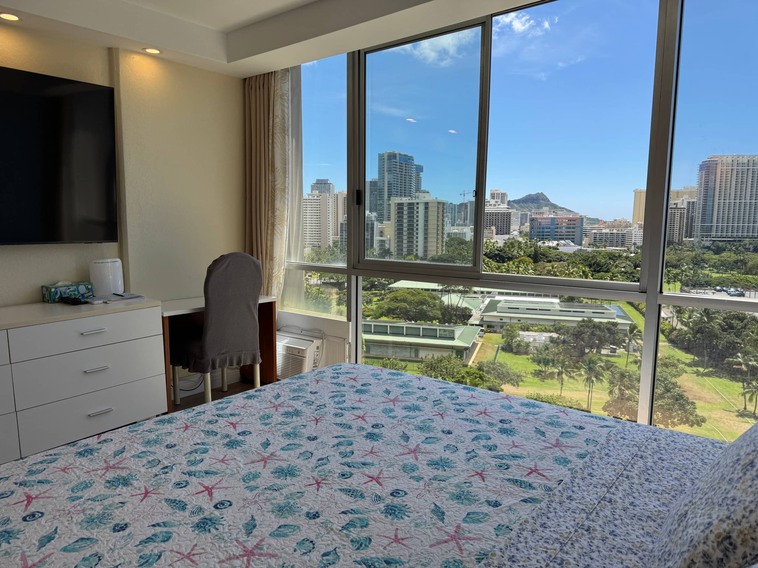 12*Waikiki Cozy Ocean View Condo Parking Available - Image 43