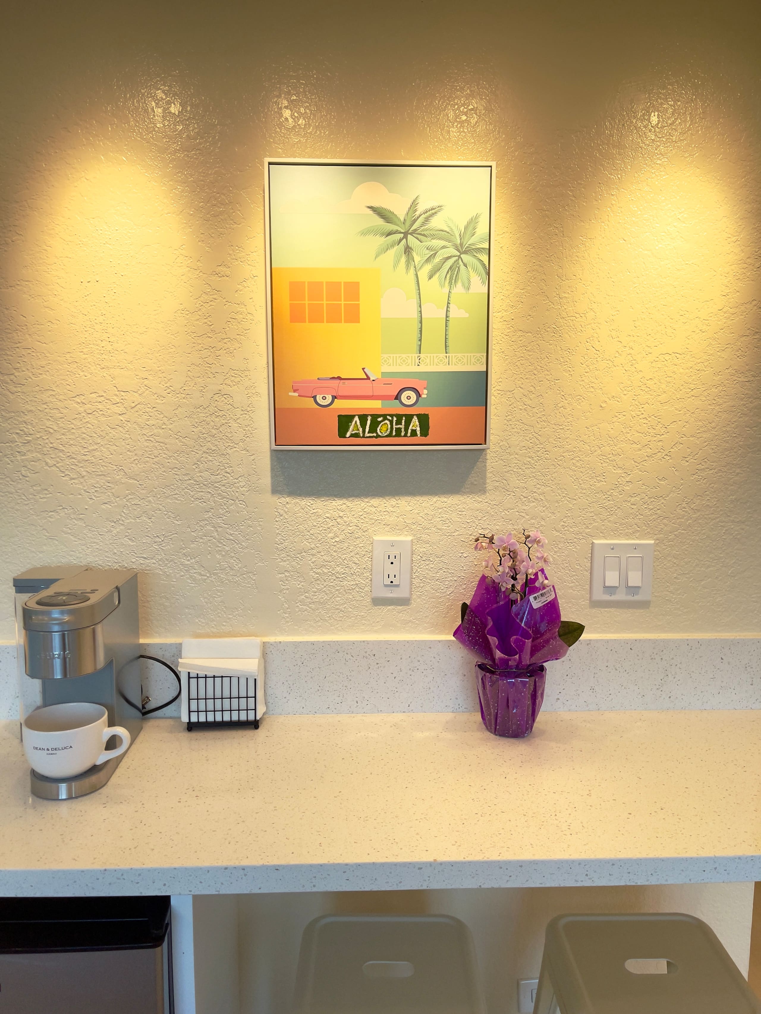12*Waikiki Cozy Ocean View Condo Parking Available - Image 7