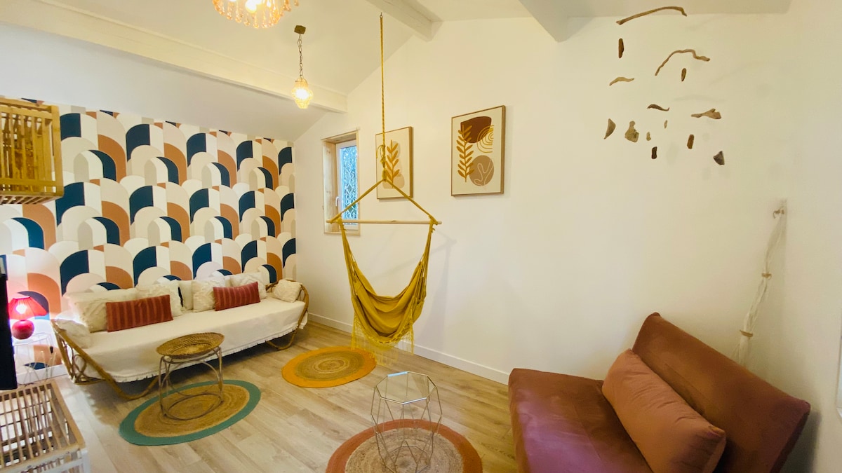 Propriété Airbnb réussie: The Little House of Cicadas (Eoures) à Marseille 11e Arrondissement