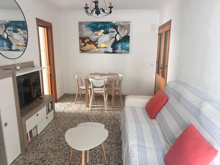 Cosy 3 Bedroom Apartment In Estepona Centre - Estepona