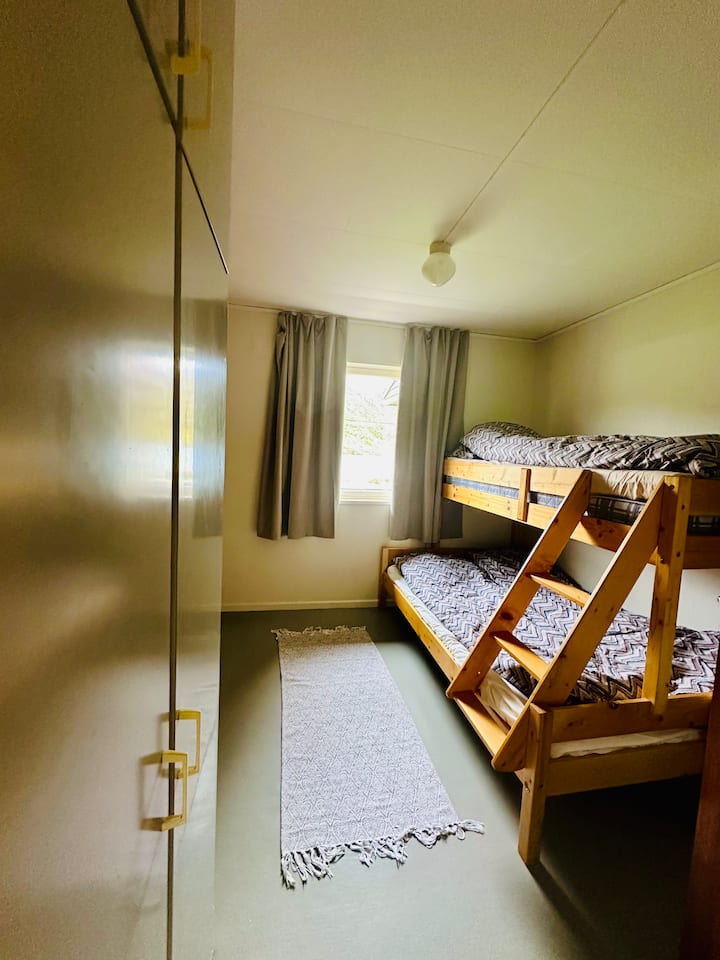 საძინებელი 3