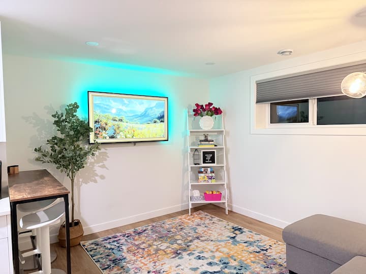 Elegant 2bd Suite In Harbour Landing• Near Airport - Regina