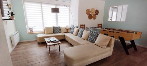 Top performing Airbnb: House 10 people 400 m from the beach in Le Portel
