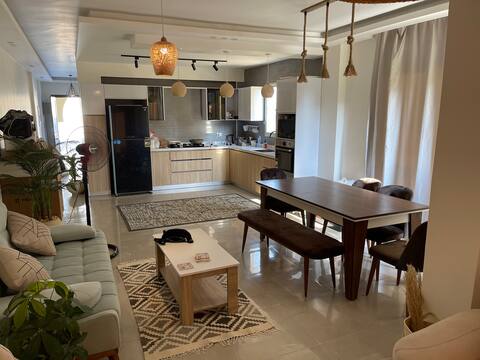 Luxurious Stella Heights Villa next to Marassi