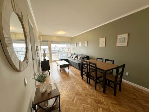 Fantastic apartment overlooking the bay.