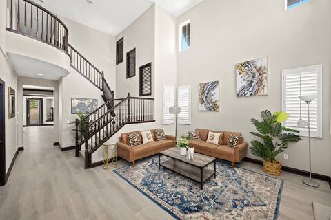 Victoria Gardens/6BD3BA/4Tvs