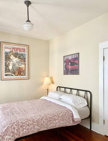 Cozy Victorian Home • Walk to Ladd’s + Top Eats gallery image 2