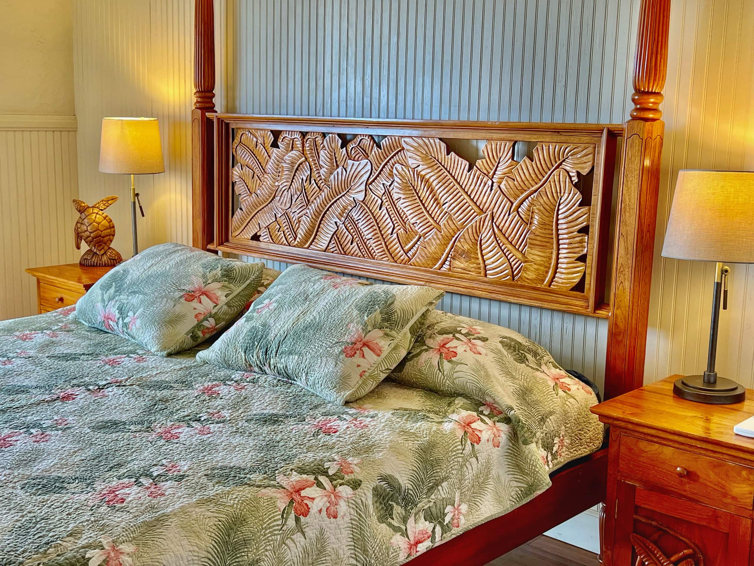 Condo in Kihei · ★4.89 · 1 bedroom · 2 beds · 2 baths - Image 2