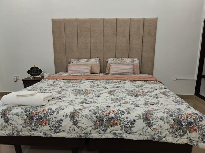 Unwind in our serene and relaxing bed, with a breathtaking Sea views. Experience tranquility as you gaze upon the lush greenery and wake up to the sea breeze at your face.