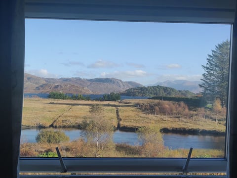 Quiet family home by Loch Morar