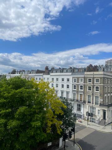 Whole Townhouse in the best area of Nottinghill gallery image 5