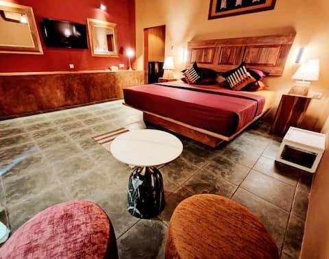 Luxe Double Room with Garden View and fast Wi-Fi