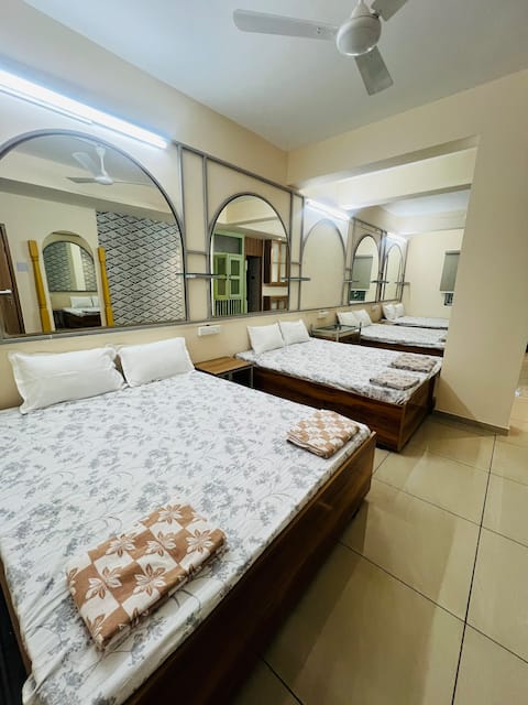 16 bed comfortable stay