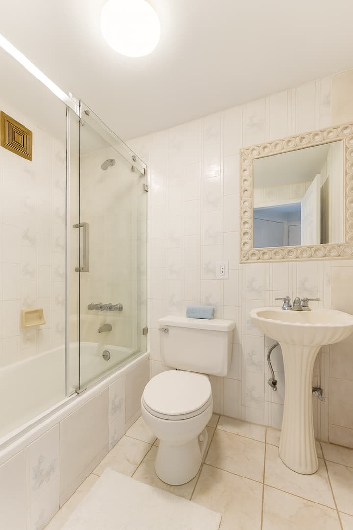 City Base: Convenient Studio In Bay Ridge - New York City
