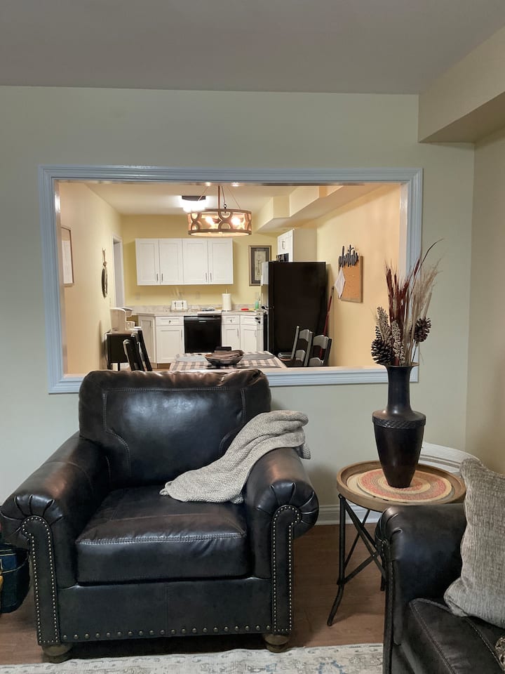 The Oak Barrel Retreat - Bardstown, KY