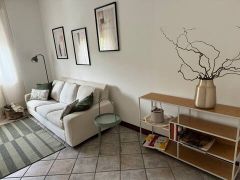 Proprietà Airbnb di successo: Maddy’s House a Mandello Del Lario