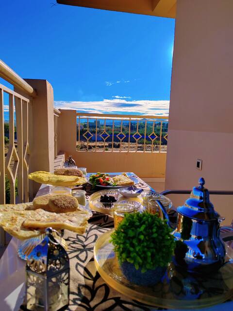 Nature & Mountain View Suite + Breakfast