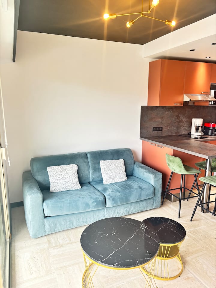 Cosy T2, 100m De La Mer, Parking Privée - Cagnes-sur-Mer