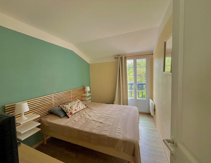 Голема соба