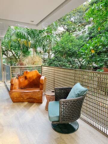 2BR, Artistic Hideway, Leblon Gem with Balcony gallery image 5