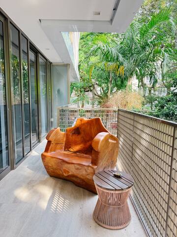 2BR, Artistic Hideway, Leblon Gem with Balcony gallery image 4