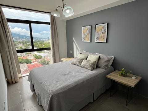 Condo-Amazing view to the volcano with pool access