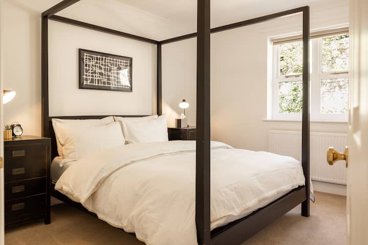 Schlafzimmer 2