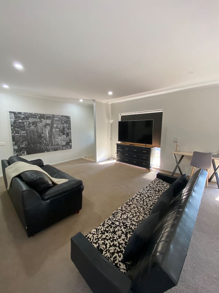 Little Louey - 2 Bdrm Unit + Private Outdoor Bath - Bendigo