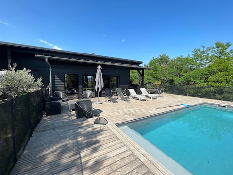 Beautiful contemporary house in the south of Ardèche