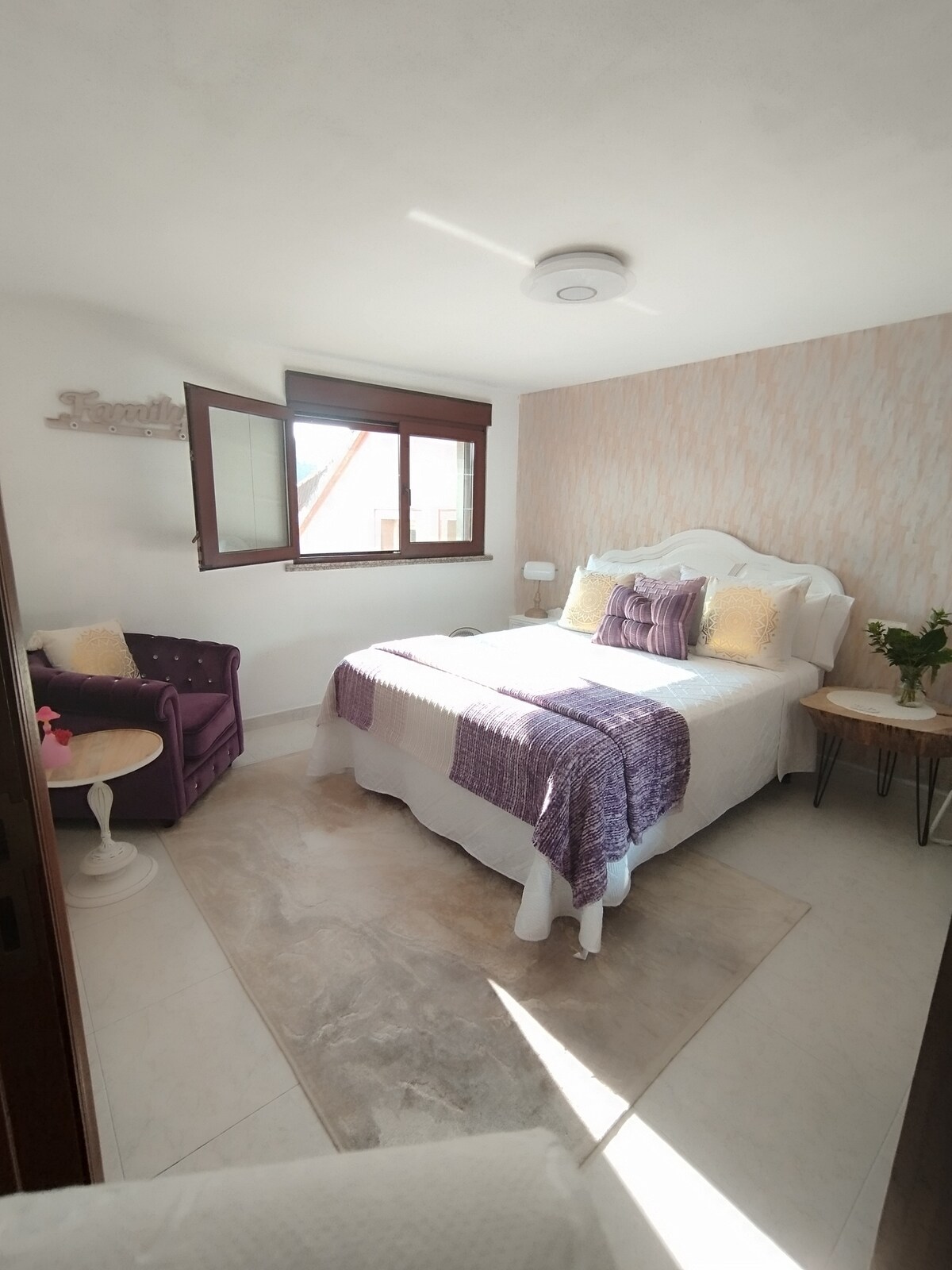 חדר שינה 3, בפנטהאוז, עם מיטה גדולה (1.50), טלוויזיה חכמה, אזור תה.