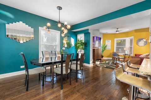 FunkyTown 3bd 2ba in near Chicago Suburb