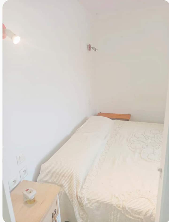 غرفة النوم 1