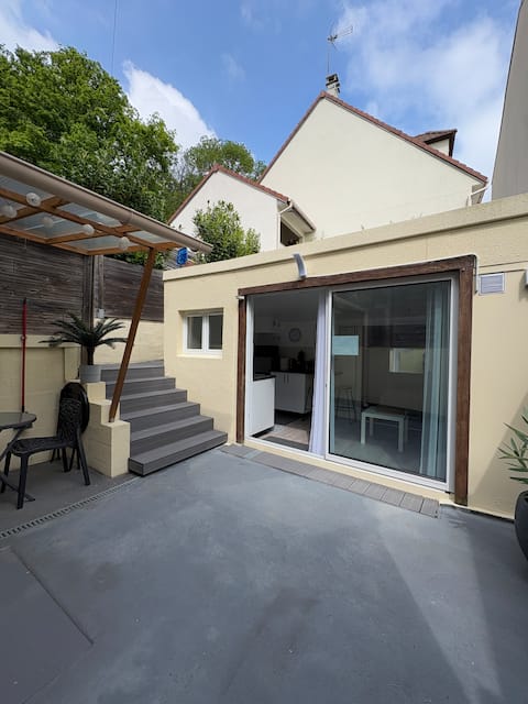 The Valley Nest
Mobility lease possible