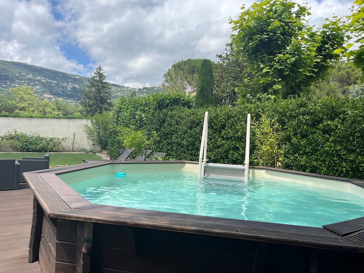 Haut De Villa Indépendant Avec Piscine Privée - Peymeinade