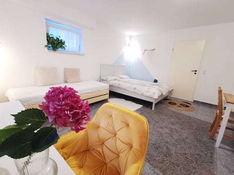 1-room apartment with floor heating/ Nature/Köln