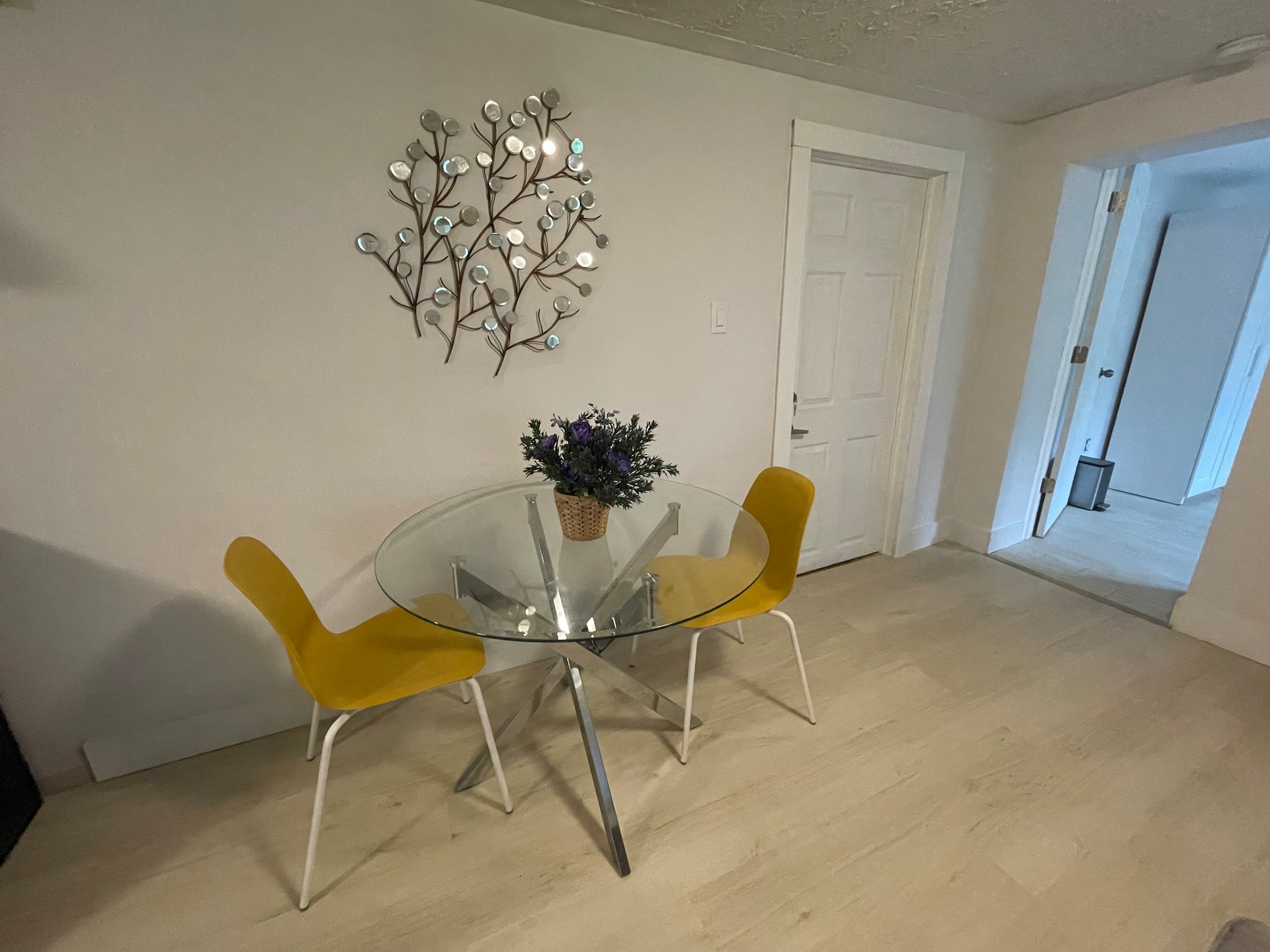 Garden City-Private 1BR Full Apt