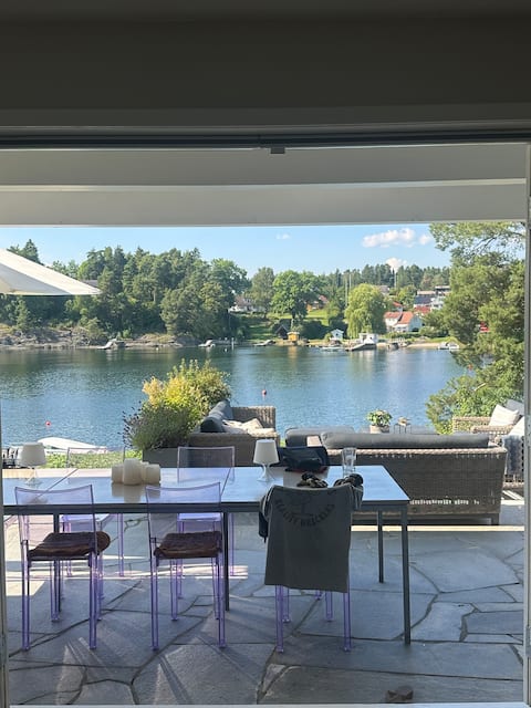 Family place private directly on the water Oslo