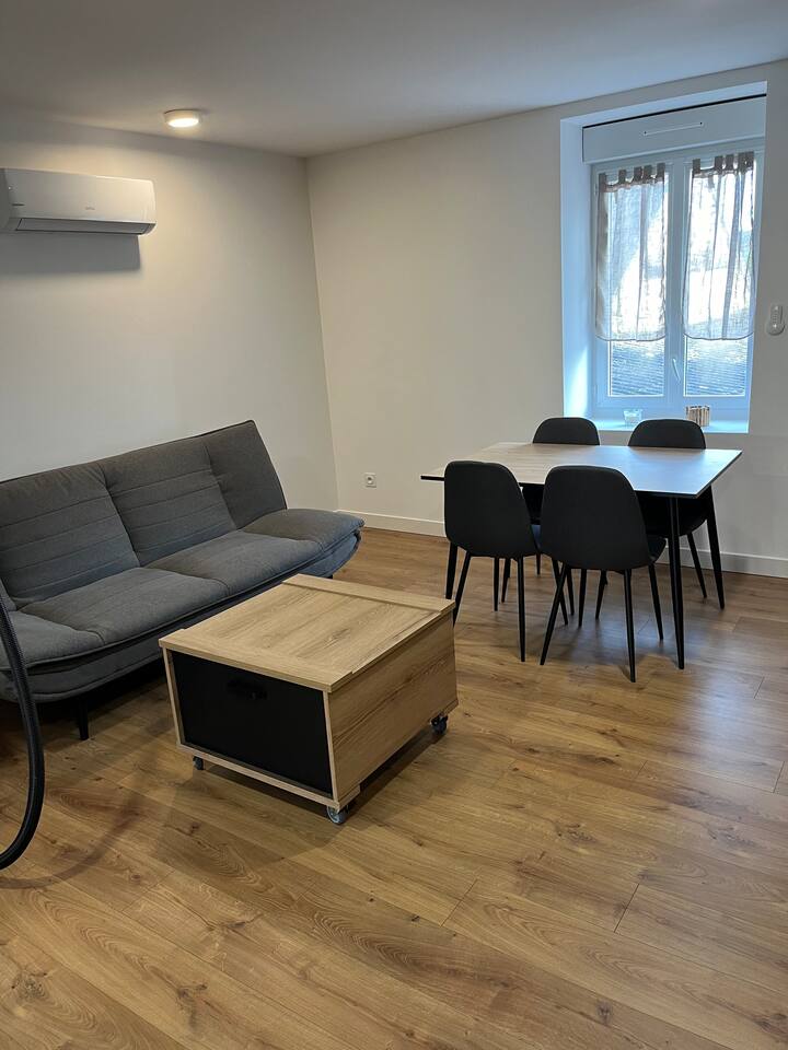 Magnifique F2 Refait à Neuf De 55 M2 - Montceau-les-Mines