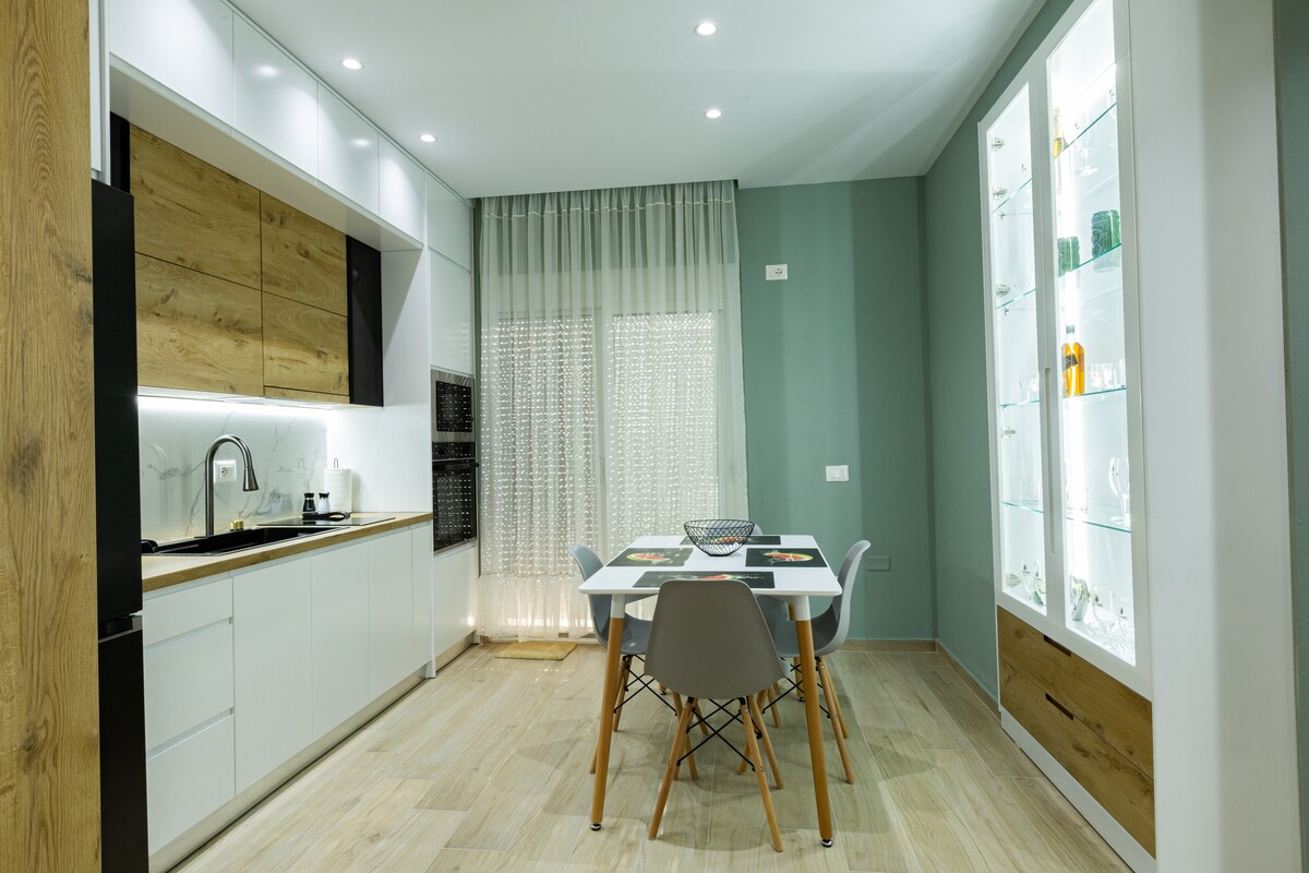 Listing 1178313383029792905