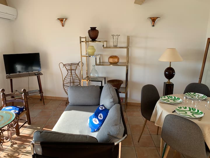 Duplex T3 Climatisé Centre Terrasse Parking Payant - Manosque