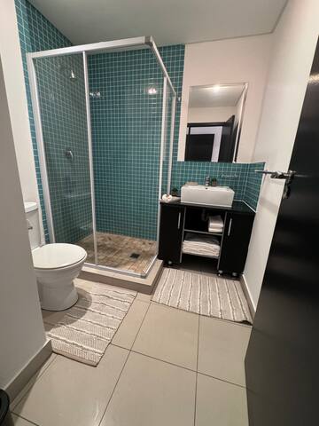 @Liam Flatrock gallery image 5