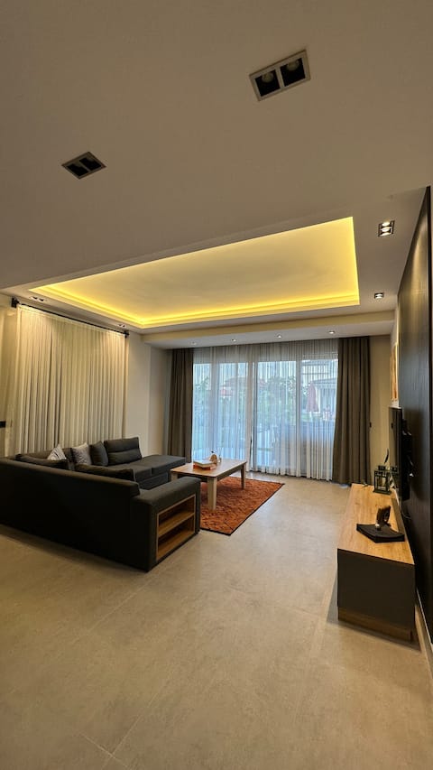 Successful Airbnb property: Kemer Plumeria Villa B1 in Kemer