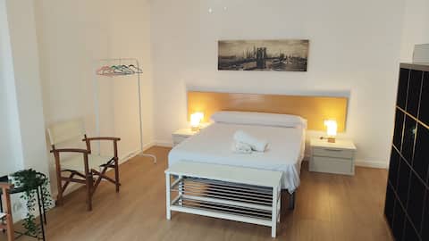 Accommodation next to airport