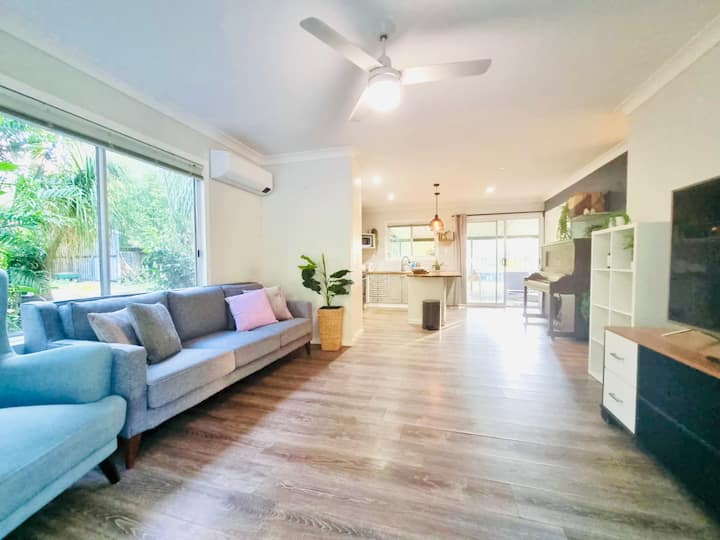 2ha Wedding, Birthday Venue 100+ - Brisbane
