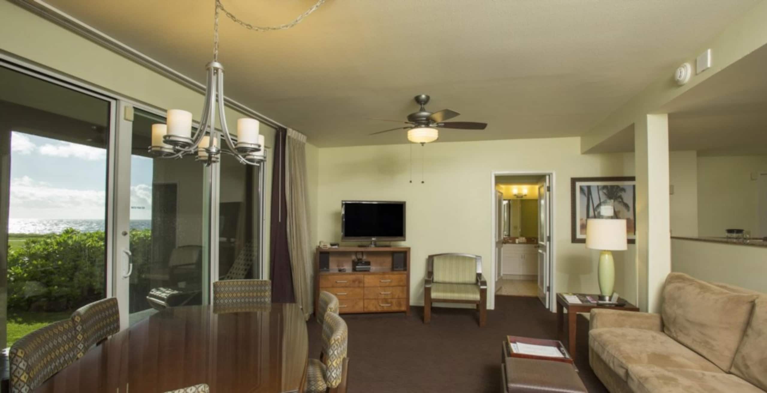 Poipu, Pool + Beach, 2Br Garden View Suite - Photo 9