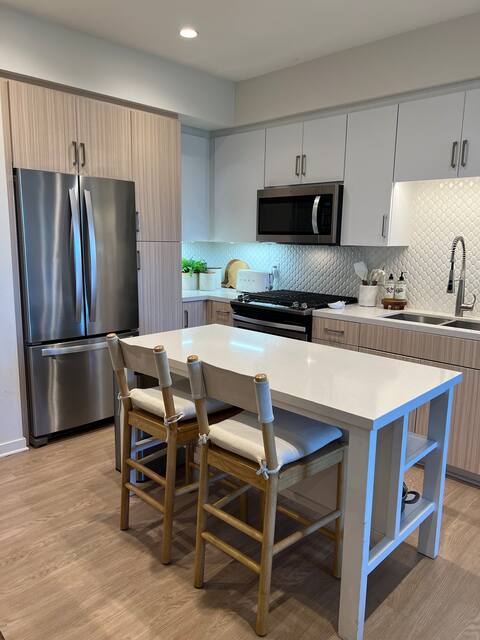 BRAND NEW | Cozy Luxury 2 Bed/2Bath Apt