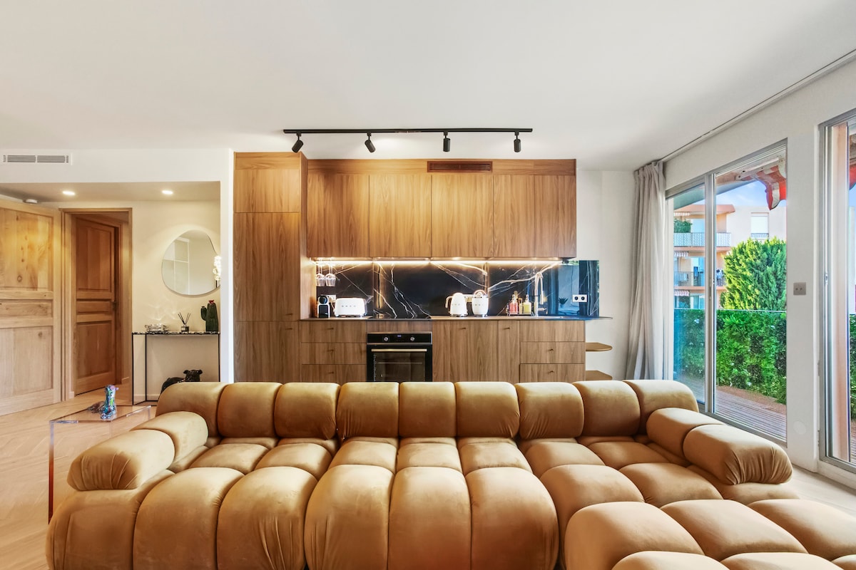 Top performing Airbnb: Beautiful apartment in St Tropez in Saint Tropez